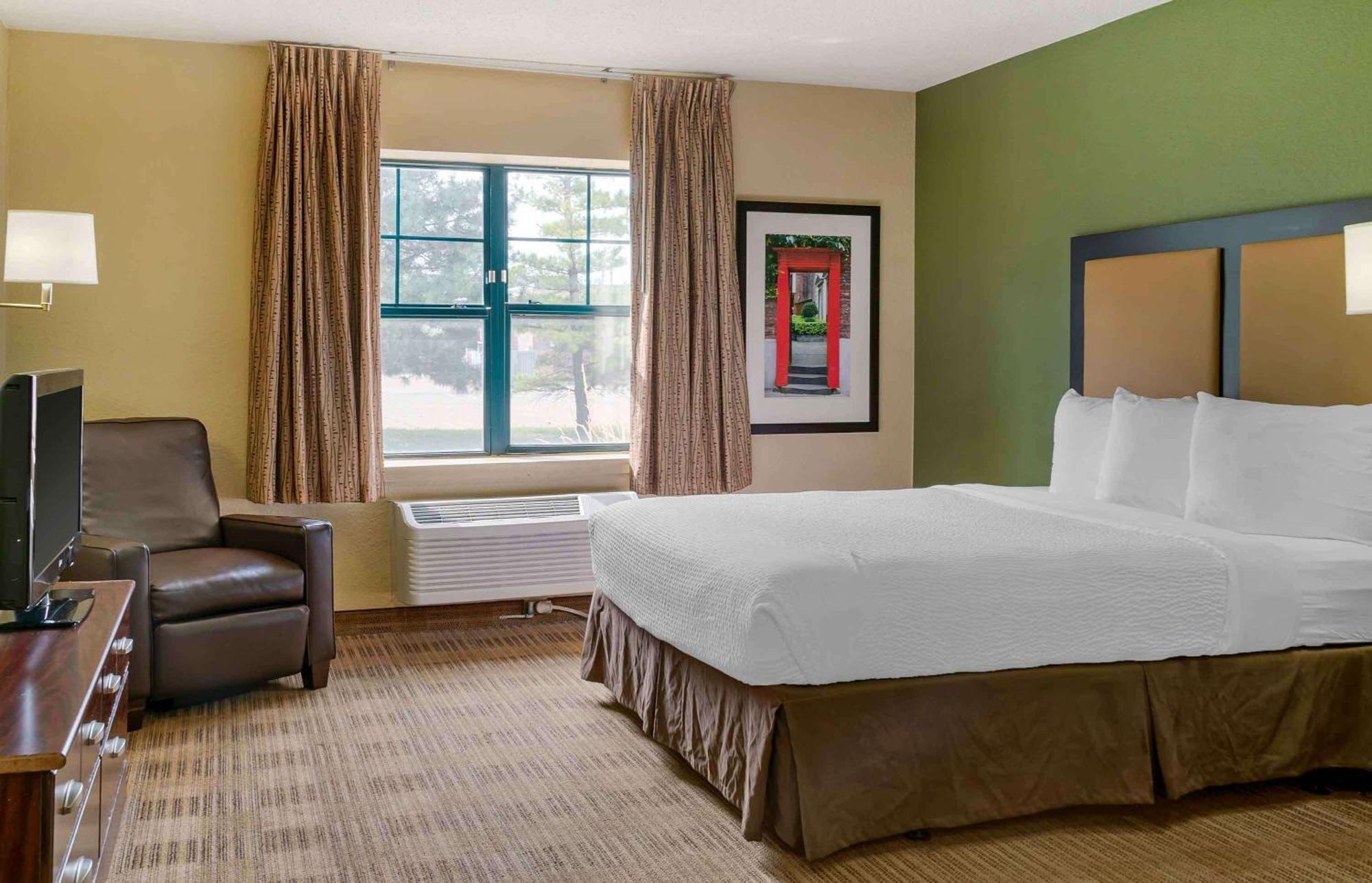 Extended Stay America Suites - Detroit - Madison Heights Exterior photo