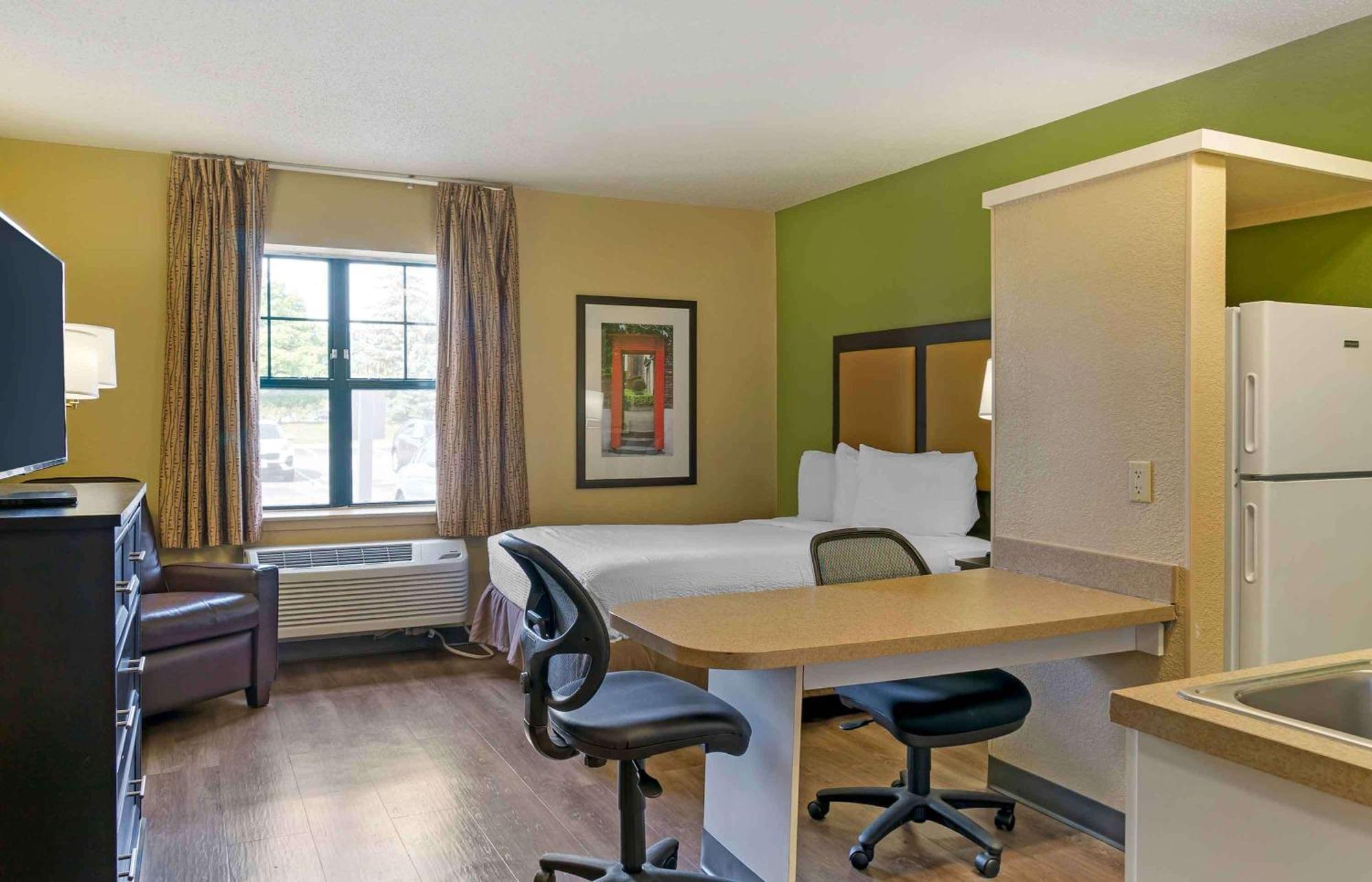 Extended Stay America Suites - Detroit - Madison Heights Exterior photo